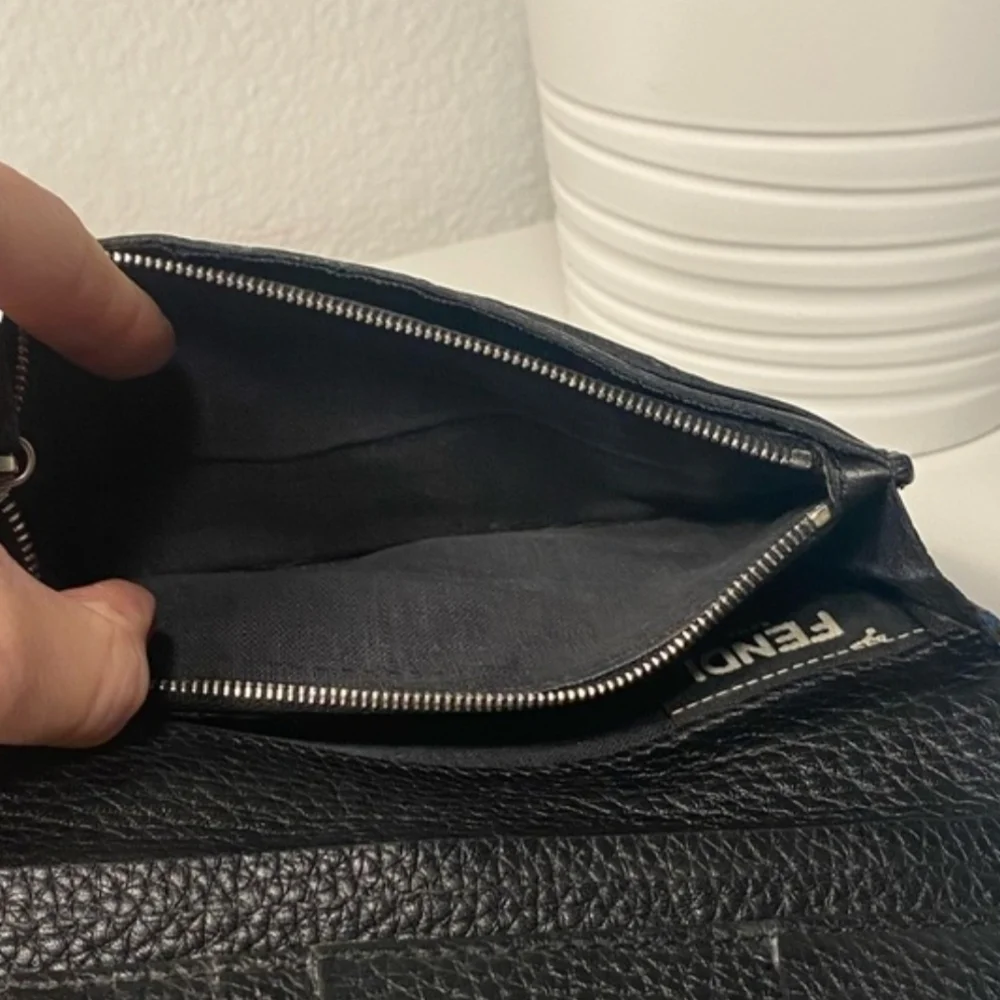 RARE FENDI Selleria 2 Tone Leather Bi Fold Long Wallet Blue / w Black interior - Picture 8 of 11